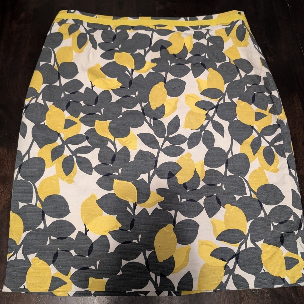 Floral Print Women's Skirt - Yellow and Gray